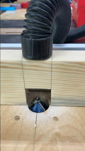 Building Router Fence with dust collection #woodworking #smartbuild #routertable #asmr