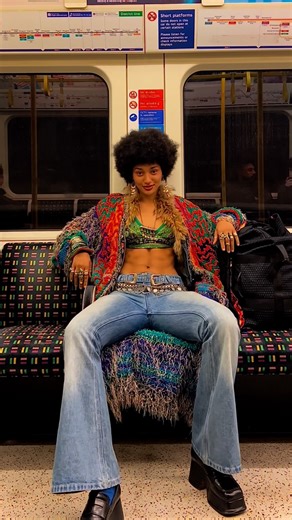 DESTINY VIVA🇦🇱🇰🇳🌈 on Instagram: "Goldmemeber is easily the best Austin powers movie, and if there’s ever a recreation (we know how the tv and film industry loves a remake) I’m first in line to play Foxxy Cleopatra🕺🏽🪩 Are you a fan of the Austin Powers movies??? - #austinpowers #beyonce #outfitideas #60s #70s #movie #film"