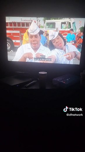 Good Burger Kurt Gets Arrested: A 90s Movie Moment