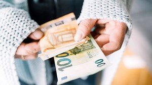 Major social welfare cut warning for thousands in huge payment shake-up