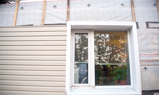 Insulated Vinyl Siding: Is It Worth the Money?