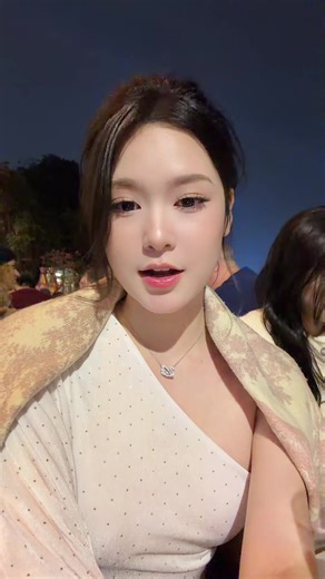 Đón Tết Dương và Nôn Tết Âm: Sự Khác Biệt