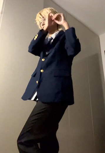 sorry this is kinda bad but decided to post c: #alienstage #cosplay #fyp #foryou #luka #lukaalienstage #alienstagevivinos #alienstagecosplay #cos #coser #dance #cosplayer #energeticwannaone #코스프레 #에일리언스테이지 #루카 #コスプレ