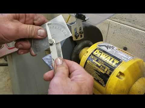 Hand Grinding HSS Lathe Bits