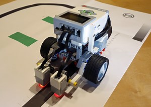 黒ラインをトレースするプログラム（改良版その２） ～レゴマインドストームEV3～ | そう備忘録