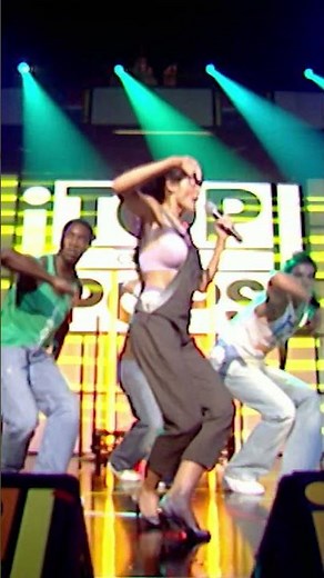 Sending *Love and Kisses* to Dannii Minogue on her birthday today 🎂