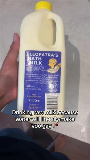 Exploring Raw Milk Benefits and Myths