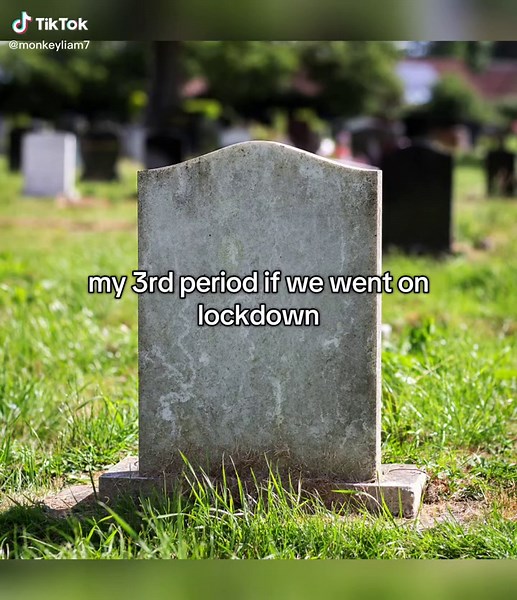 my 3rd pd is never serious 😭 #fyp #school #class #lockdown #grave | my 2nd if we had a lockdown