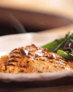 432K views · 9.3K reactions | You're gonna want to save this one down for tonight... Super quick and healthy chicken dinner right this way  | Jamie Oliver | Facebook