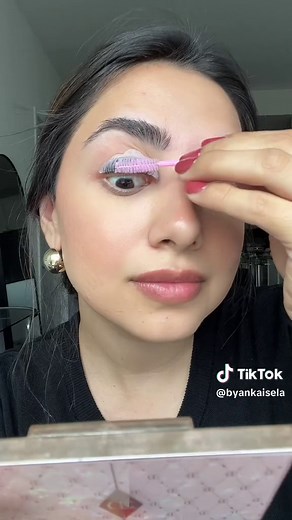 DIY Lash Lift Tutorial at Home: Step-by-Step Guide