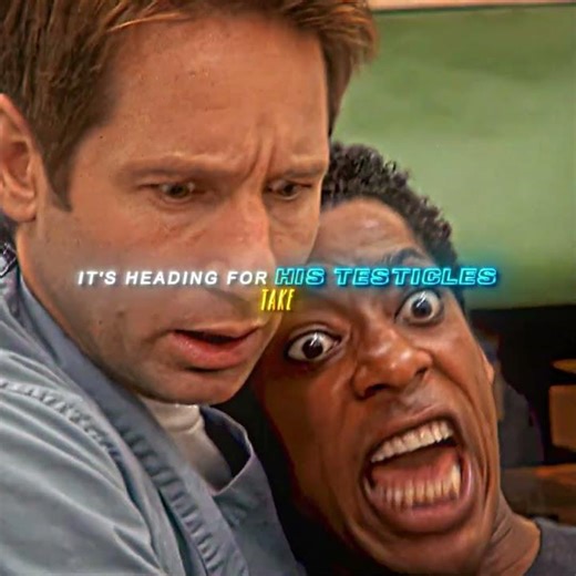 A strange alien bug crawled inside him 😨🧬 | Evolution (2001) #edit