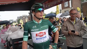 42K views · 317 reactions |  The sprinters had a golden opportunity to get back to winning ways, but crashes disrupted this otherwise relatively uneventful stage. ▶️ Here's a recap of the third stage. #TDF2025 | Le Tour de France | Facebook