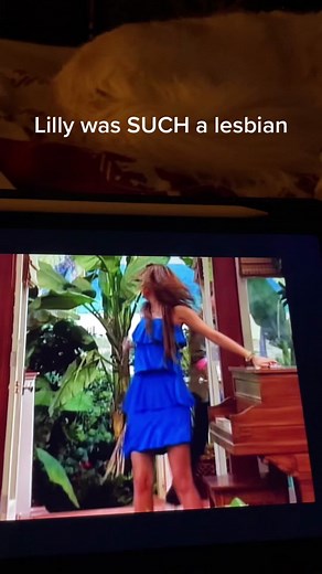 @Emily Osment slayed so hard #hannahmontana #lesbiansoftiktok | Emily Osment