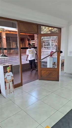 Stylish Docker Cap from Bomma Sneakers