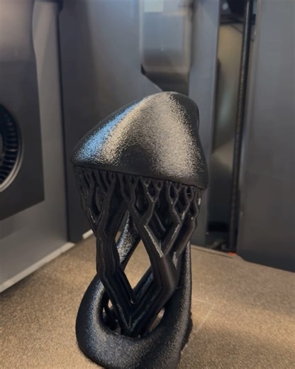 Alien Space Lamp 🛸 | 3D Printed on Bambu Lab X1 Carbon Combo #Shorts