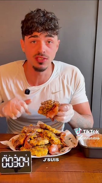 SKYSCRAPER Challenge: Conquer the Ultimate Burger