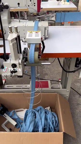 attached folder and puller device #sewing machine attachment