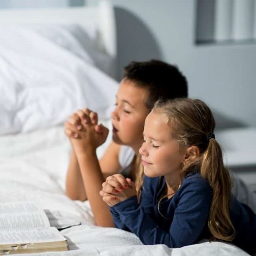 40 Prayers Games That Teach Kids How To Pray