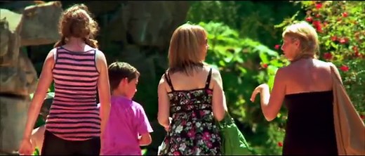 Why visit the Peak District? 5 good reasons to visit