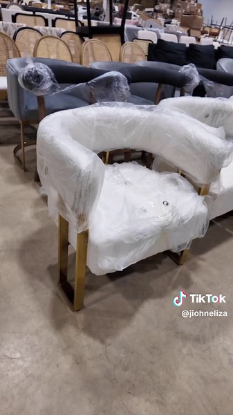 @WOND3RLLC THE REAL FURNITURE PLUG 🔌🫣💖 I still cannot believe how much we saved! #hiddengems #homedecor #furniture #xyzbca #philly