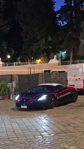 Carabinieri a Roma: La Forza di Sicurezza Italiana