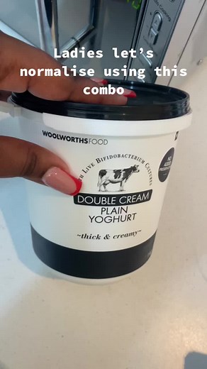 Benefits of Plain Yogurt and Cinnamon Combo for Women