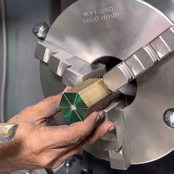 No CNC, Just Skill! Full Thread Custom Bolt Machining on Lathe