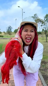 UNA GRAN AYUDA 😂😅 #comedy #comedia #catton #humor #santi #funny #fblifestyle | D Jenson