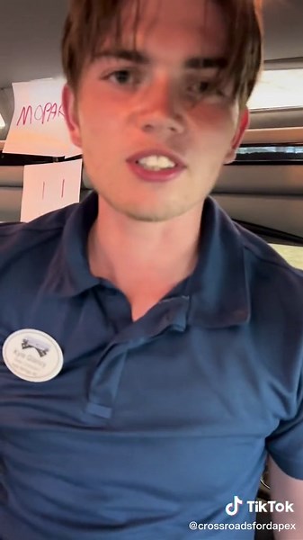 Ride in style! With the Explorer Transit Van! #apexnc #custom #rare #explorertransitvan #vanlife #van #fordtransit #ford #fordtransitconversion #fordtransitconversion #conversion #caprisun #luxury #comfort #apexnc