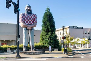 Oregon’s Oddest Roadside Attractions and Offbeat Museums