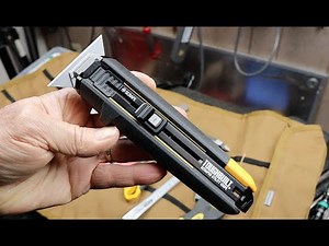 ToughBuilt Scraper Utility Knife: Dual design flips between knife & scraper. Fun to play with but...