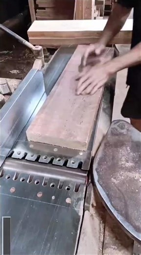 Mastering the Jointer: Achieving Perfectly Flat Wood Surfaces for Precision Woodworking