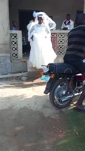 Zombie Bride Makeup Tutorial for Beginners