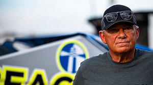 We found Big Block Modified legend Brett Hearn in the Short Track Super Series pit area at All-Tech Raceway, so we had to figure out what "The Jet" is doing here 👇 | FloRacing