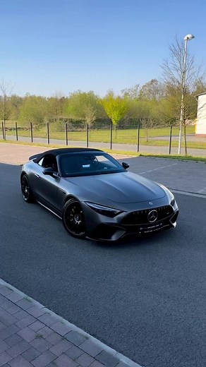 Mercedes-Benz SL 63 AMG Cabrio #mercedesbenz #sl63 #amg #sportcars #TiktokCars