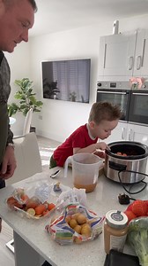528K views · 6.7K reactions | The boys are cooking tonight and it’s a really simple slow cooker meal for the family and it’s really healthy thank you all for watching and please take the time to share and follow for more videos thank you #food #fyp #foodreview #cooking | Right Guys Reviews | Facebook