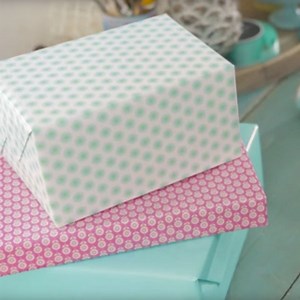 How to wrap a present: a step-by-step guide with pictures!
