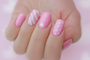 7 Easy and Stylish Step-by-Step Beginner Nail Art Tutorials