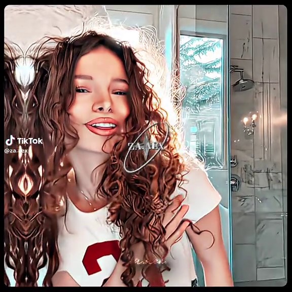 #DEMITRAKALOGERAS #aftereffectsedits #fyppp #xyzbcafypシ #blowup? @demitrakalogeras @Kay TYSM FOR 33K! LOVE YALL SO MUCH💞💞💞 IB; @10Mov_Edits PAYHIP IN BIO!