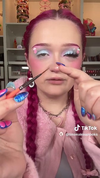 2016 makeup was great and all, but tbh i never outgrew the 2018-2020 era of doodling random objects on my eyelid products used: SKIN PREP @Experiment Beauty softwear lip treatment molecular mesh moisturizer @byoma milky toner @Caudalie vinoperfect serum @cocokind chlorophyll serum BASE @Maybelline NY superstay foundation @Huda Beauty corrector shade