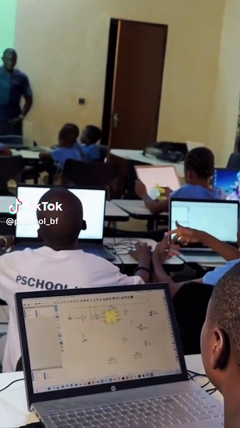 Codage informatique pour enfants : Pschool et l'avenir