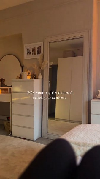 Creating a Cozy Bedroom Aesthetic with Your Boyfriend