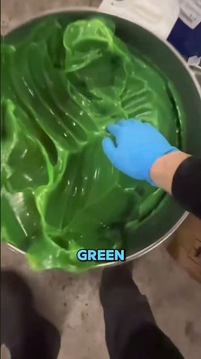 The Secret Reason Grease Has Colors 🧪