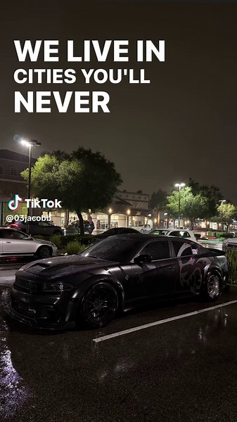 Exploring the Hellcat Charger: A Mopar Legend