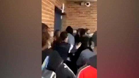 Huge fight at Wagner HS caught on video
