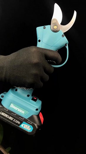 3.6M views · 72K reactions | The working principle of power tools. #powertools #impactwrench #mechanical | DIY MAN | Facebook