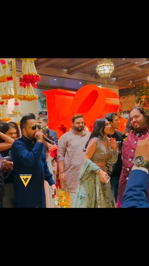 1.2M views · 3.1K reactions | Mika singh was part of the welcome function of Anant Ambani and he sang a song of him… As for media reports he charge 1.5 Cr for his 10 minute of performance . So guys what do you think? #mikasingh #anantambani #radhikamerchant | Viral Bhayani Videos | Facebook