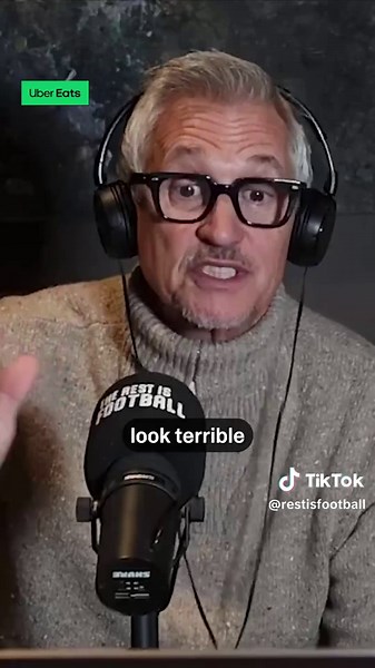 “Slow motion distorts what actually happens” Did Moisés Caicedo deserve to be sent off?