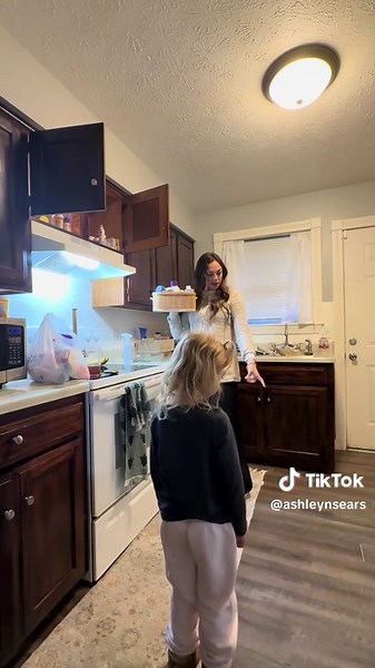 Elf on the Shelf Dilemmas: A Mom's POV