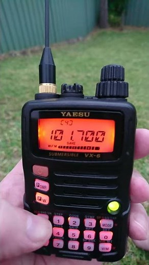 YAESU VX-6 - Quick Range Demo